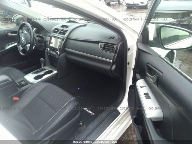 Photo 4 VIN: 4T1BF1FK3EU820512 - TOYOTA CAMRY 