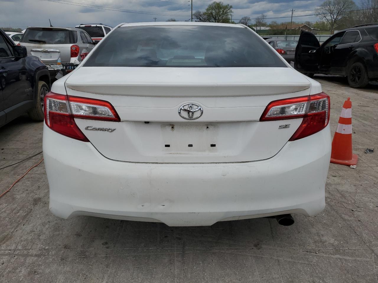 Photo 5 VIN: 4T1BF1FK3EU829243 - TOYOTA CAMRY 