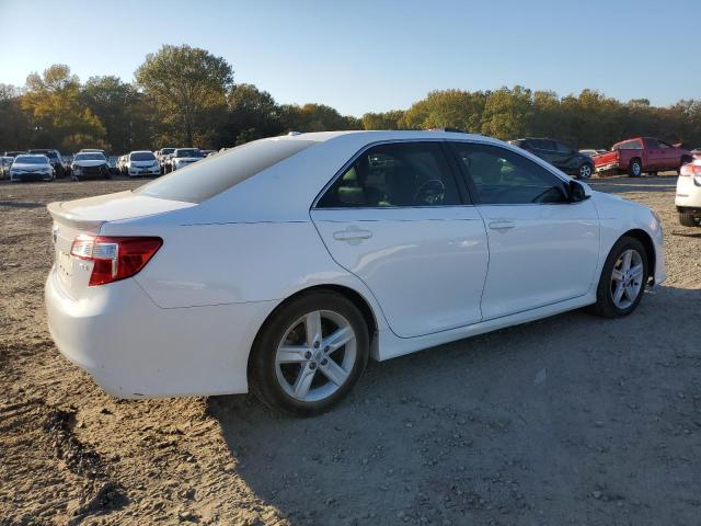 Photo 2 VIN: 4T1BF1FK3EU847953 - TOYOTA CAMRY 