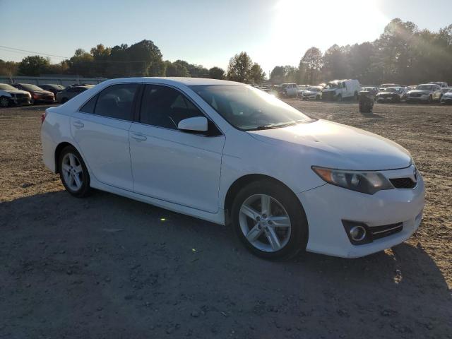 Photo 3 VIN: 4T1BF1FK3EU847953 - TOYOTA CAMRY 