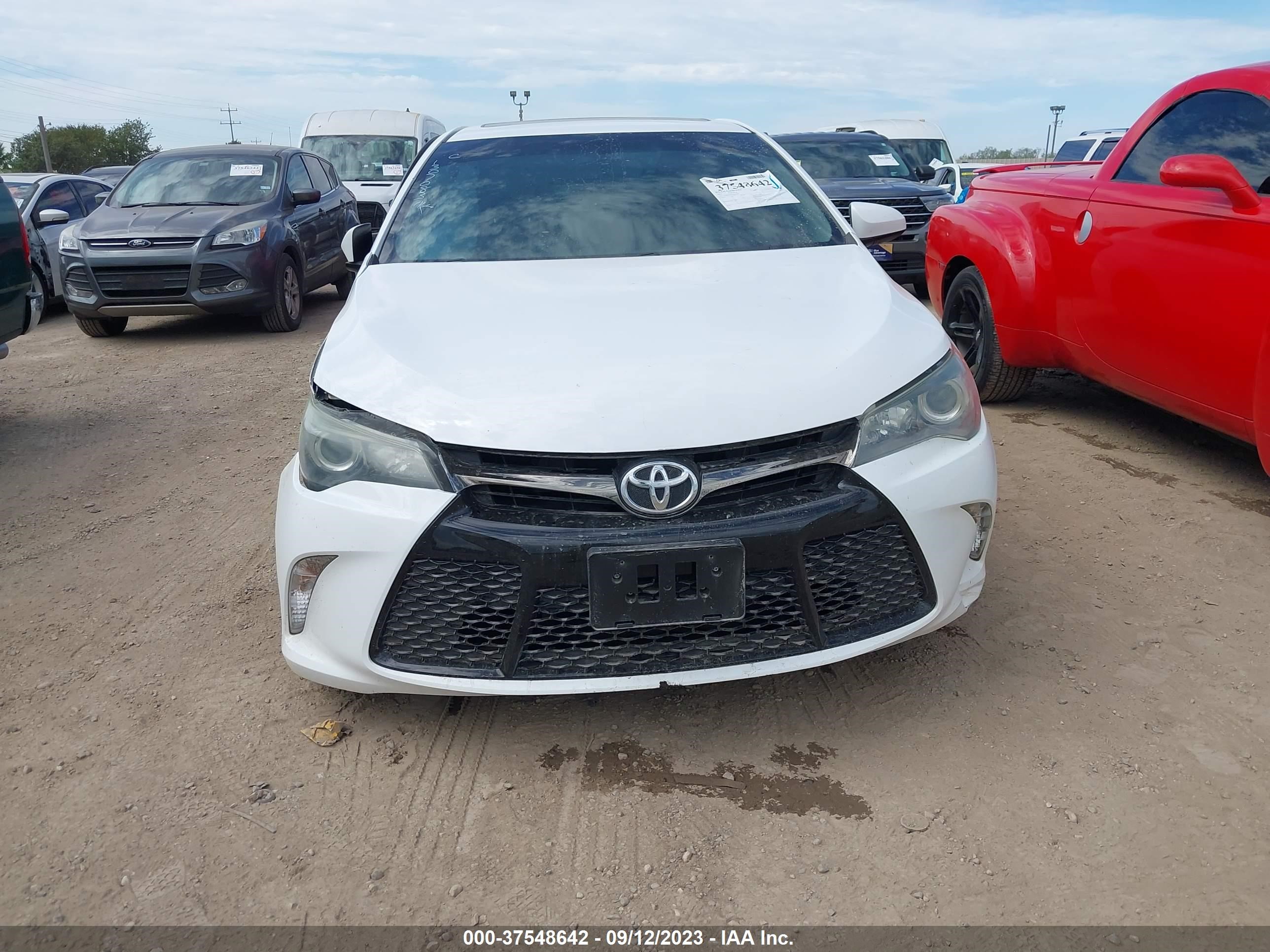 Photo 11 VIN: 4T1BF1FK3FU034338 - TOYOTA CAMRY 