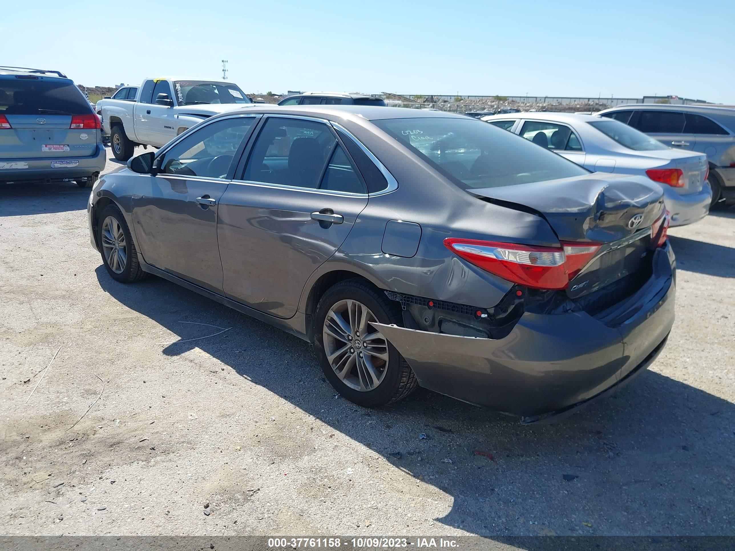 Photo 2 VIN: 4T1BF1FK3FU074077 - TOYOTA CAMRY 