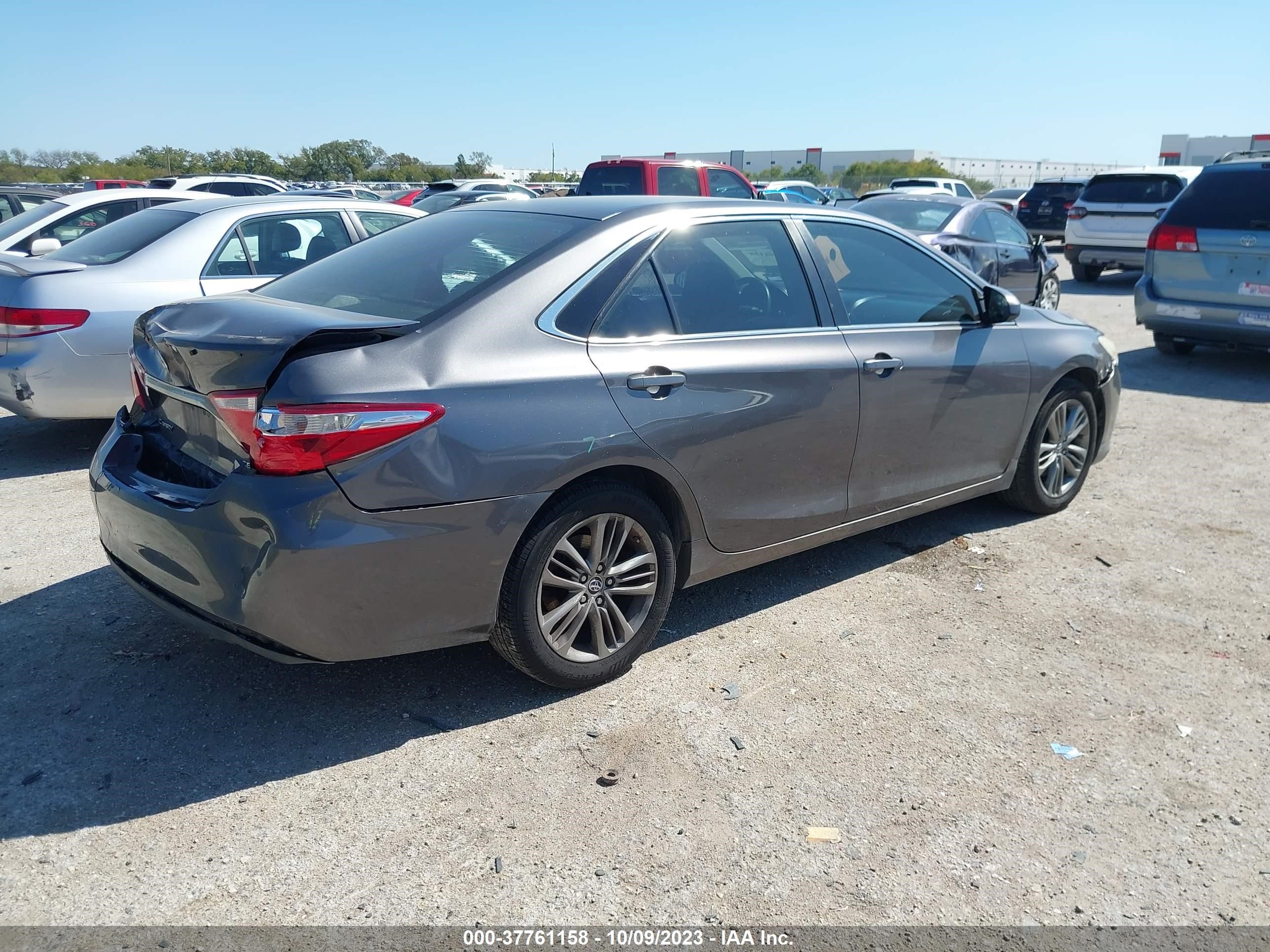 Photo 3 VIN: 4T1BF1FK3FU074077 - TOYOTA CAMRY 