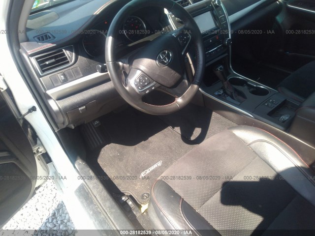 Photo 4 VIN: 4T1BF1FK3FU099769 - TOYOTA CAMRY 