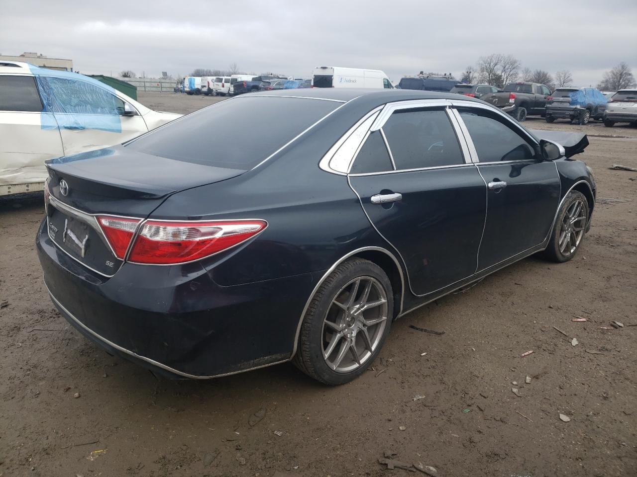 Photo 2 VIN: 4T1BF1FK3FU109443 - TOYOTA CAMRY 