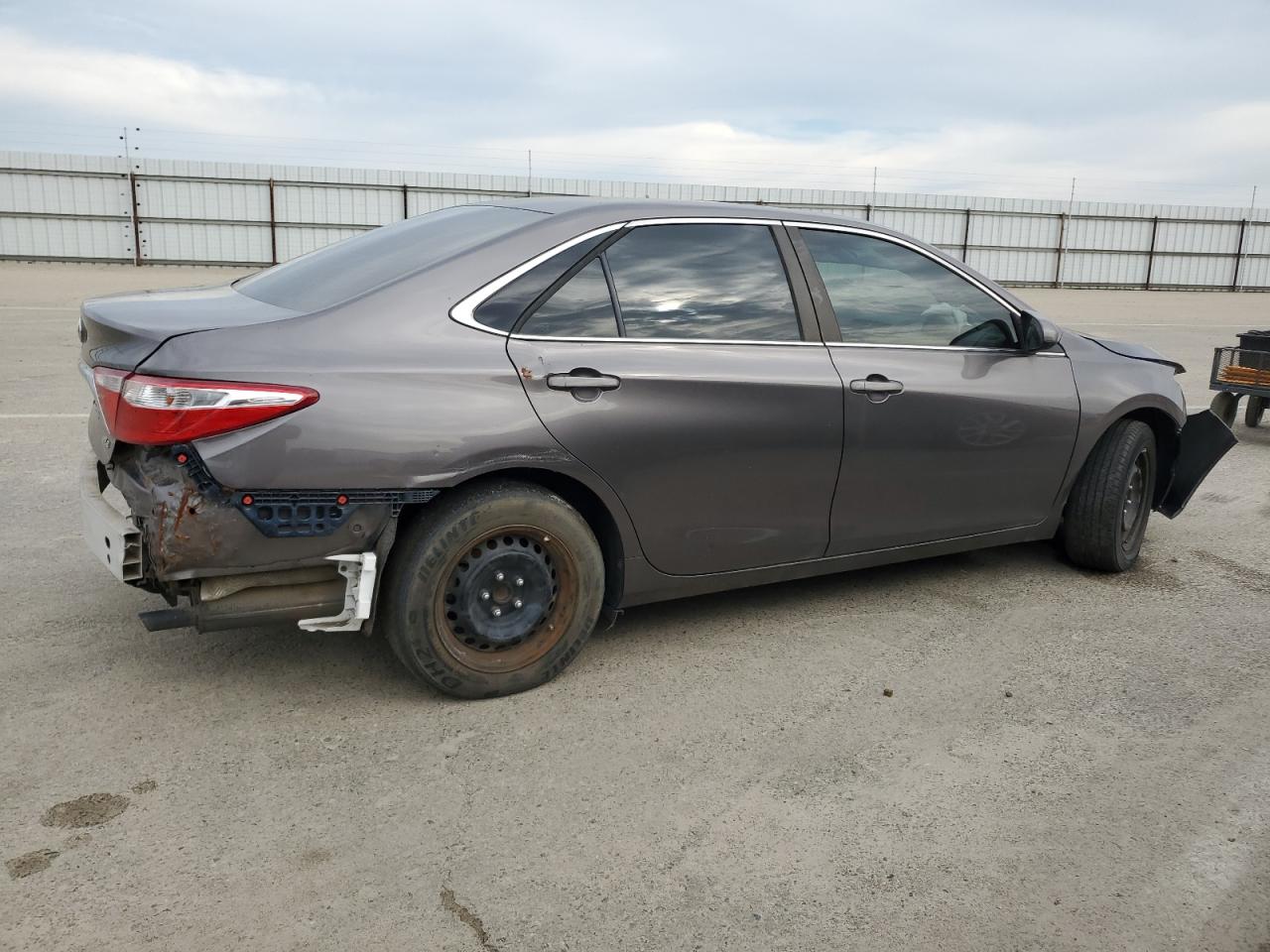 Photo 2 VIN: 4T1BF1FK3FU478254 - TOYOTA CAMRY 