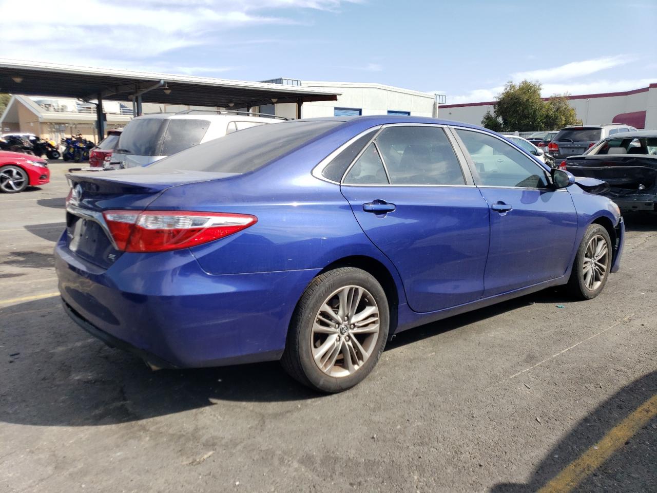 Photo 2 VIN: 4T1BF1FK3FU995604 - TOYOTA CAMRY 