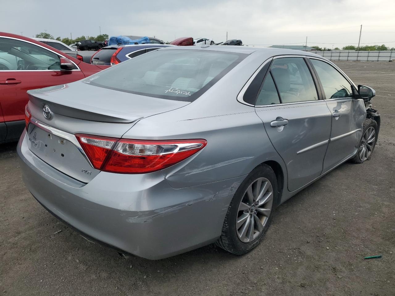 Photo 2 VIN: 4T1BF1FK3GU167375 - TOYOTA CAMRY 