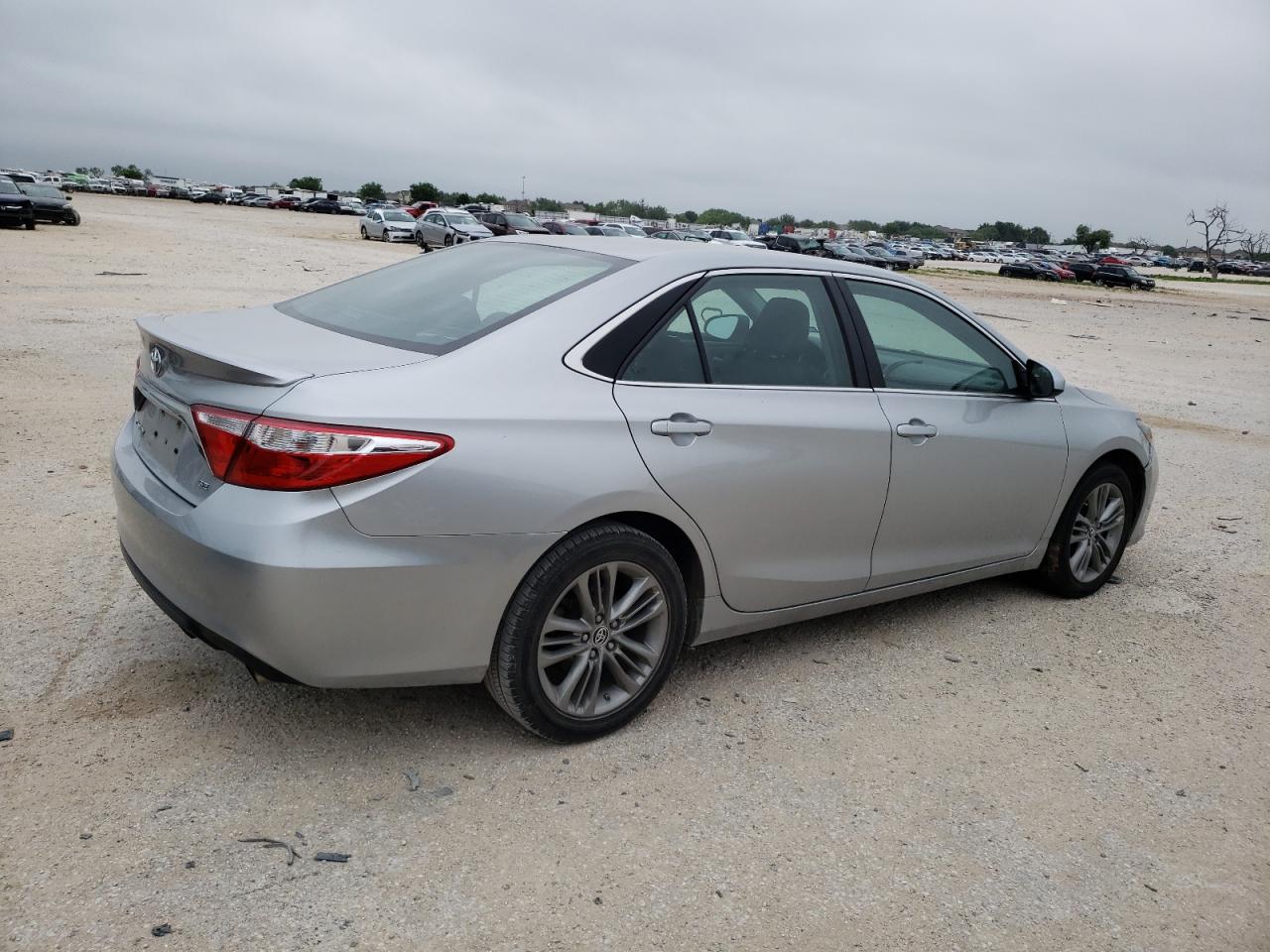 Photo 2 VIN: 4T1BF1FK3GU181566 - TOYOTA CAMRY 