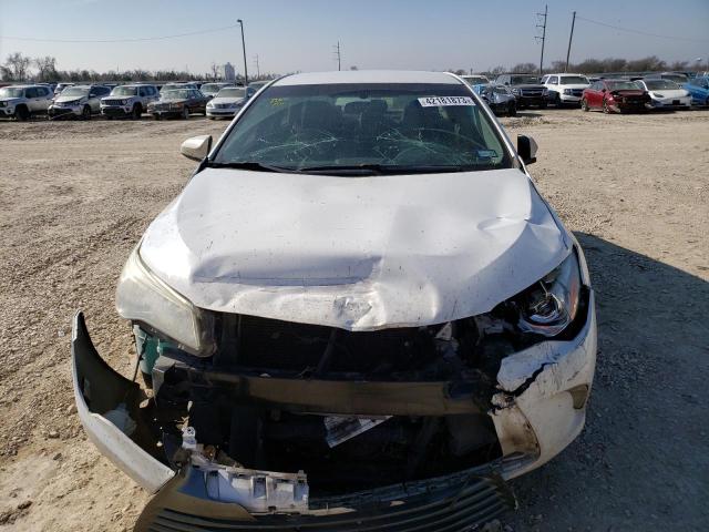 Photo 4 VIN: 4T1BF1FK3GU217417 - TOYOTA CAMRY LE 