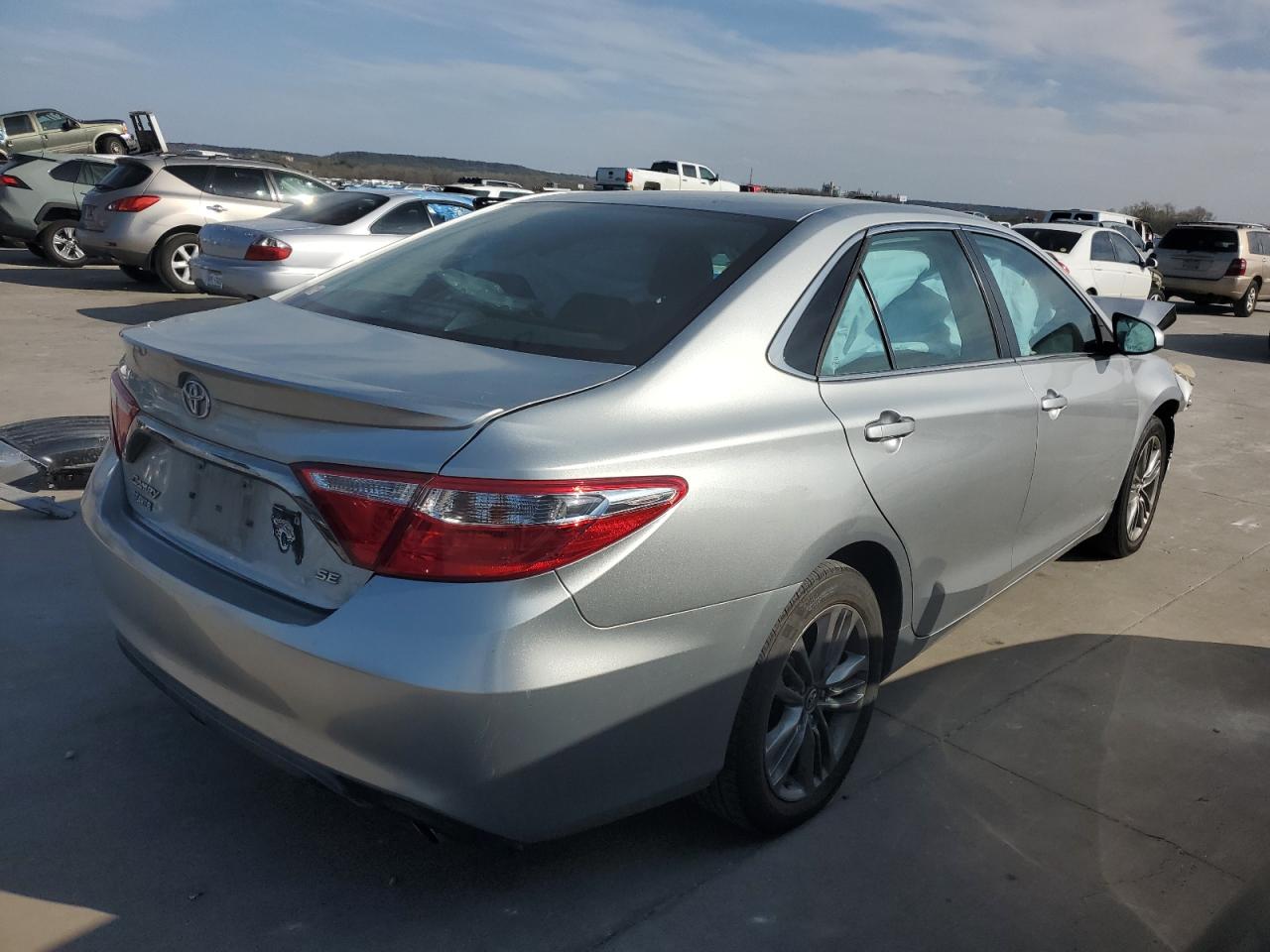 Photo 2 VIN: 4T1BF1FK3GU247016 - TOYOTA CAMRY 