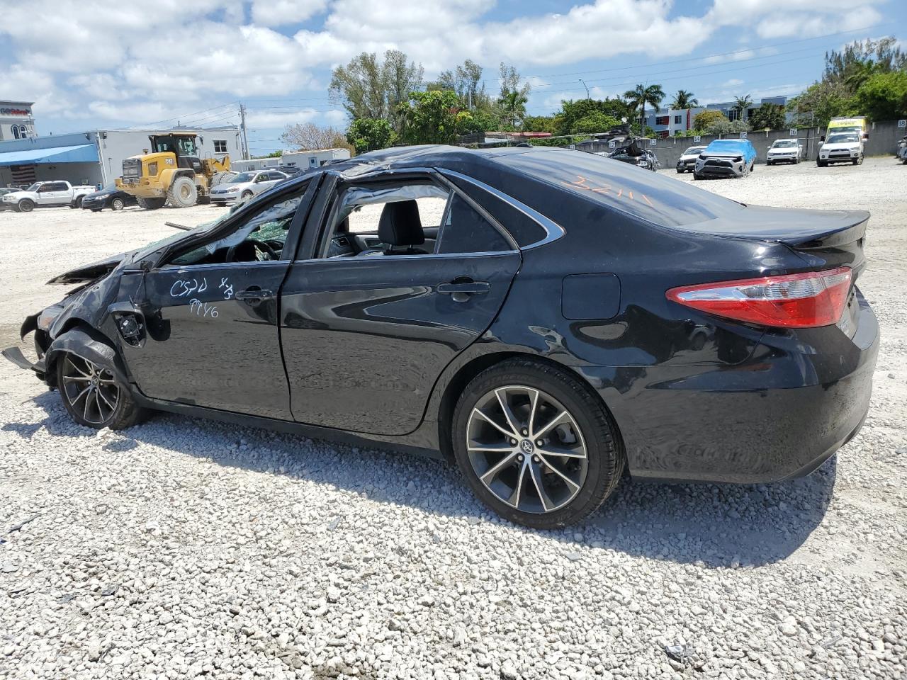 Photo 1 VIN: 4T1BF1FK3HU749946 - TOYOTA CAMRY 