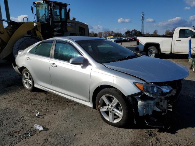 Photo 3 VIN: 4T1BF1FK4CU019469 - TOYOTA CAMRY 