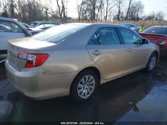 Photo 3 VIN: 4T1BF1FK4CU035185 - TOYOTA CAMRY 