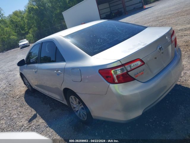 Photo 2 VIN: 4T1BF1FK4CU057042 - TOYOTA CAMRY 