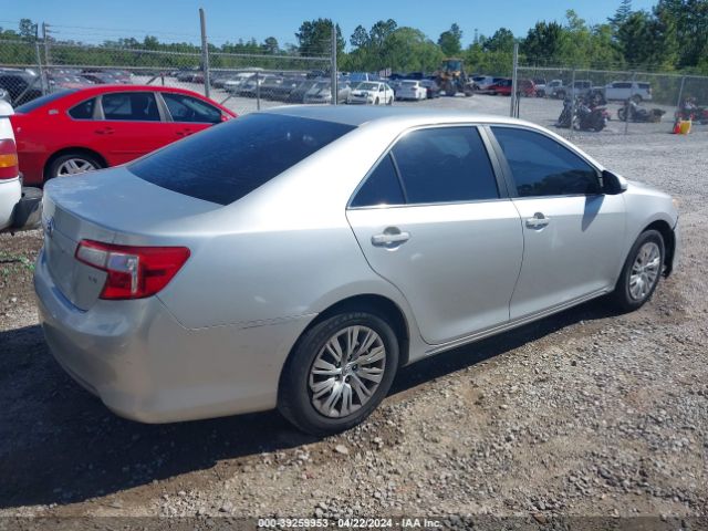 Photo 3 VIN: 4T1BF1FK4CU057042 - TOYOTA CAMRY 