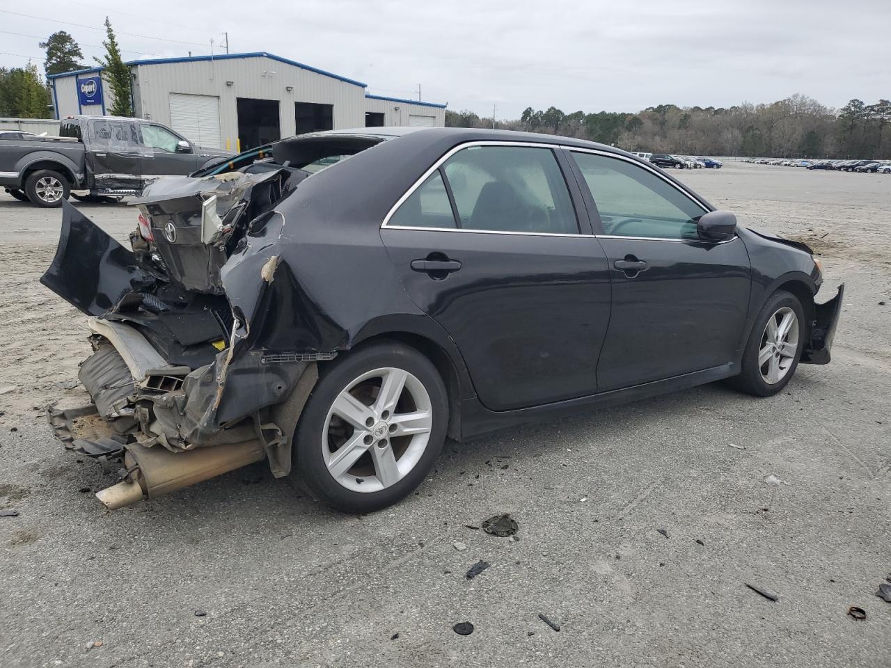 Photo 2 VIN: 4T1BF1FK4CU095953 - TOYOTA CAMRY 