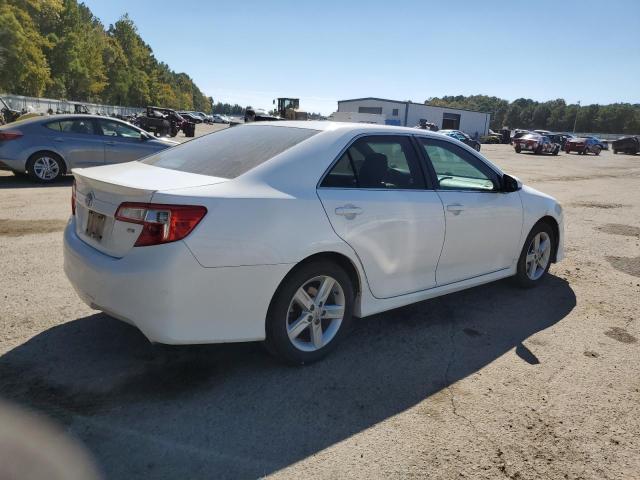 Photo 2 VIN: 4T1BF1FK4CU124688 - TOYOTA CAMRY BASE 