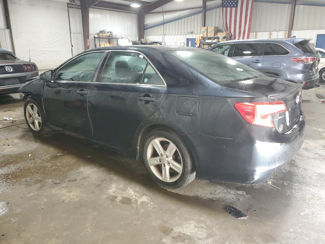 Photo 1 VIN: 4T1BF1FK4CU124710 - TOYOTA CAMRY 