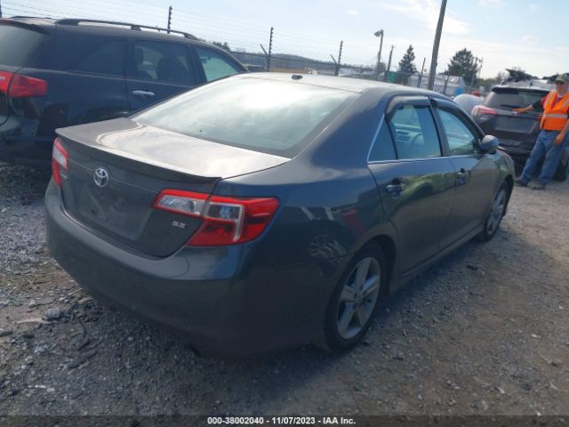 Photo 3 VIN: 4T1BF1FK4CU135111 - TOYOTA CAMRY 