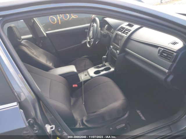 Photo 4 VIN: 4T1BF1FK4CU135111 - TOYOTA CAMRY 