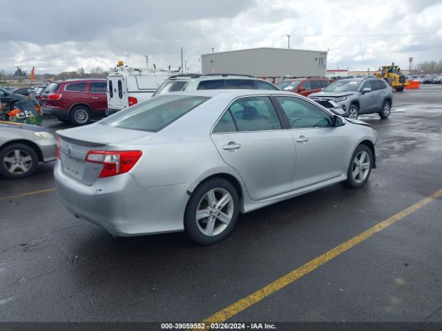 Photo 3 VIN: 4T1BF1FK4CU147584 - TOYOTA CAMRY 