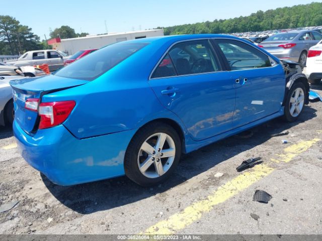 Photo 3 VIN: 4T1BF1FK4CU181313 - TOYOTA CAMRY 