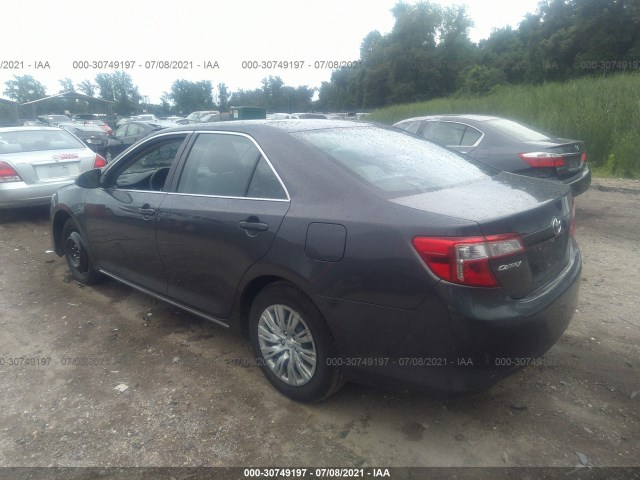 Photo 2 VIN: 4T1BF1FK4CU188908 - TOYOTA CAMRY 