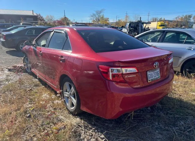 Photo 2 VIN: 4T1BF1FK4CU542085 - TOYOTA CAMRY 