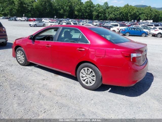 Photo 2 VIN: 4T1BF1FK4CU554284 - TOYOTA CAMRY 