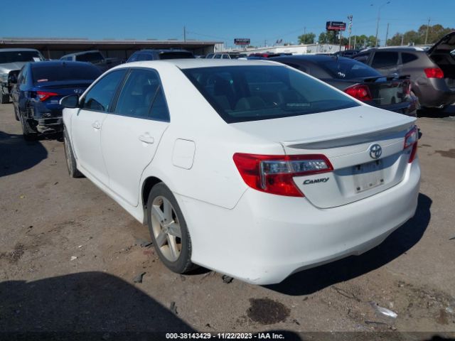 Photo 2 VIN: 4T1BF1FK4CU557265 - TOYOTA CAMRY 