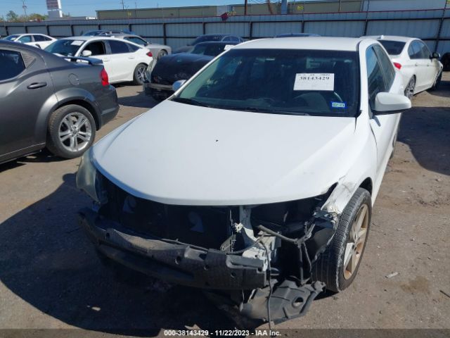 Photo 5 VIN: 4T1BF1FK4CU557265 - TOYOTA CAMRY 