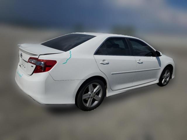 Photo 2 VIN: 4T1BF1FK4CU560540 - TOYOTA CAMRY 