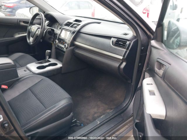 Photo 4 VIN: 4T1BF1FK4CU595563 - TOYOTA CAMRY 