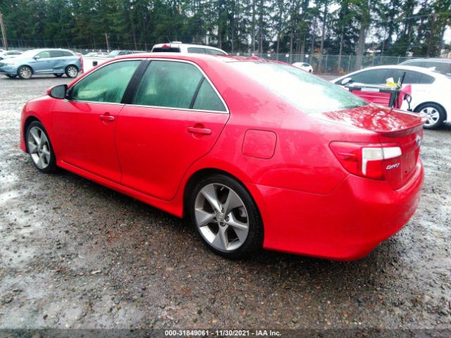 Photo 2 VIN: 4T1BF1FK4CU631946 - TOYOTA CAMRY 