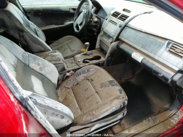 Photo 4 VIN: 4T1BF1FK4CU631946 - TOYOTA CAMRY 