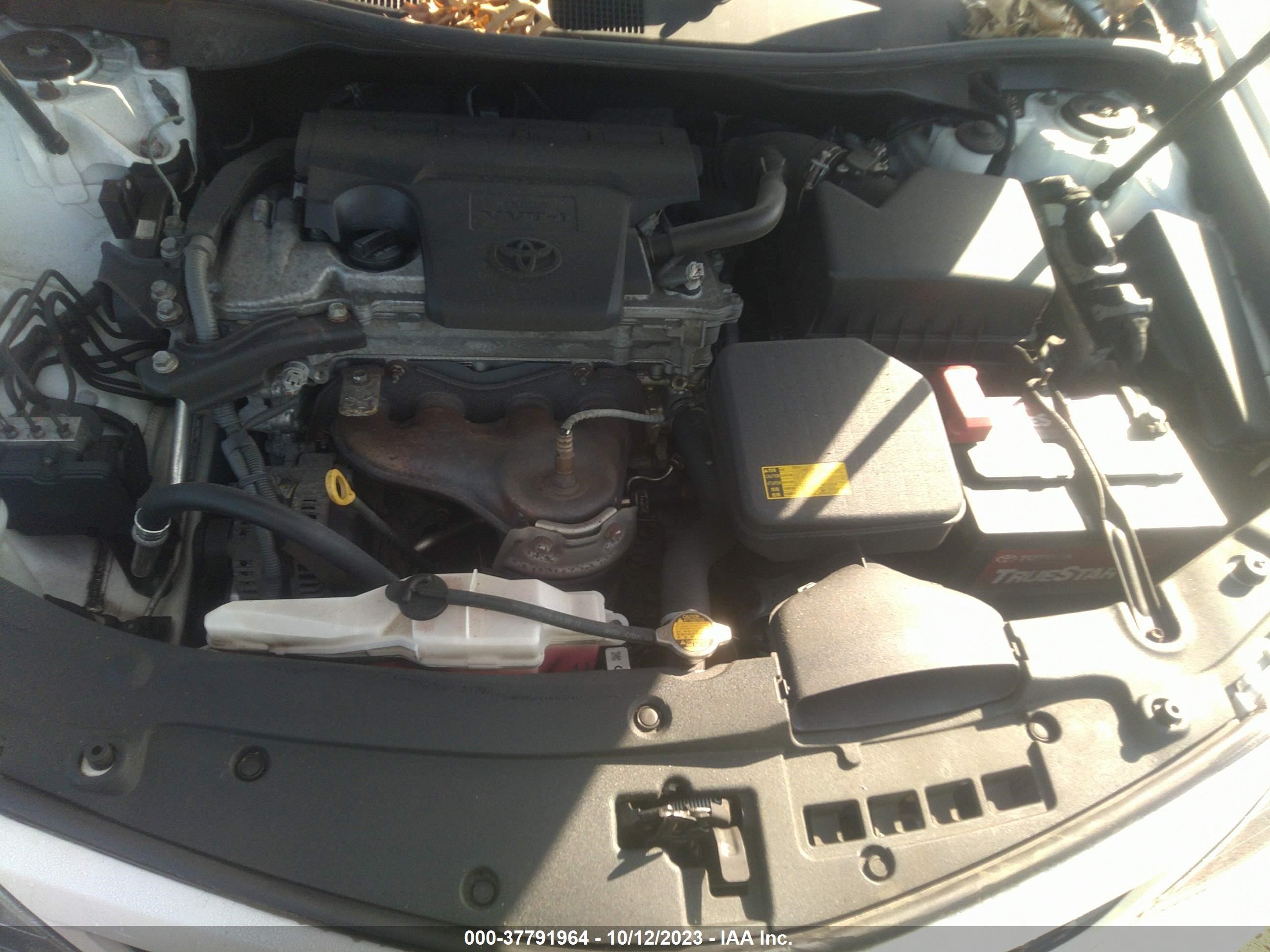 Photo 9 VIN: 4T1BF1FK4CU633227 - TOYOTA CAMRY 