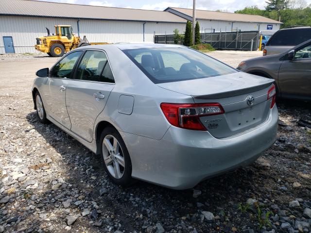 Photo 2 VIN: 4T1BF1FK4DU204882 - TOYOTA CAMRY L 