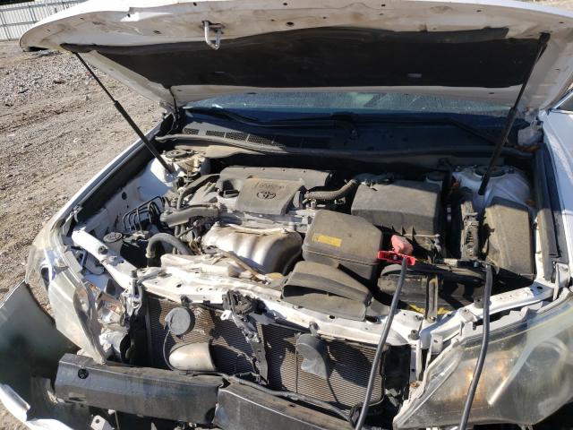 Photo 6 VIN: 4T1BF1FK4DU205644 - TOYOTA CAMRY L 