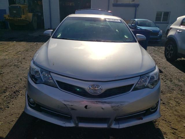 Photo 4 VIN: 4T1BF1FK4DU233024 - TOYOTA CAMRY SE 