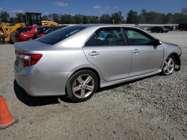 Photo 2 VIN: 4T1BF1FK4DU247876 - TOYOTA CAMRY 