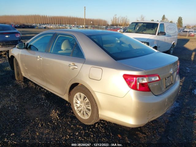 Photo 2 VIN: 4T1BF1FK4DU255248 - TOYOTA CAMRY 