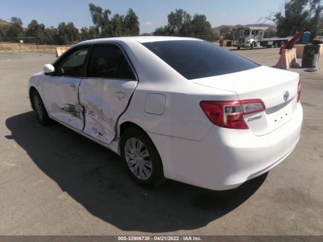 Photo 2 VIN: 4T1BF1FK4DU263043 - TOYOTA CAMRY 