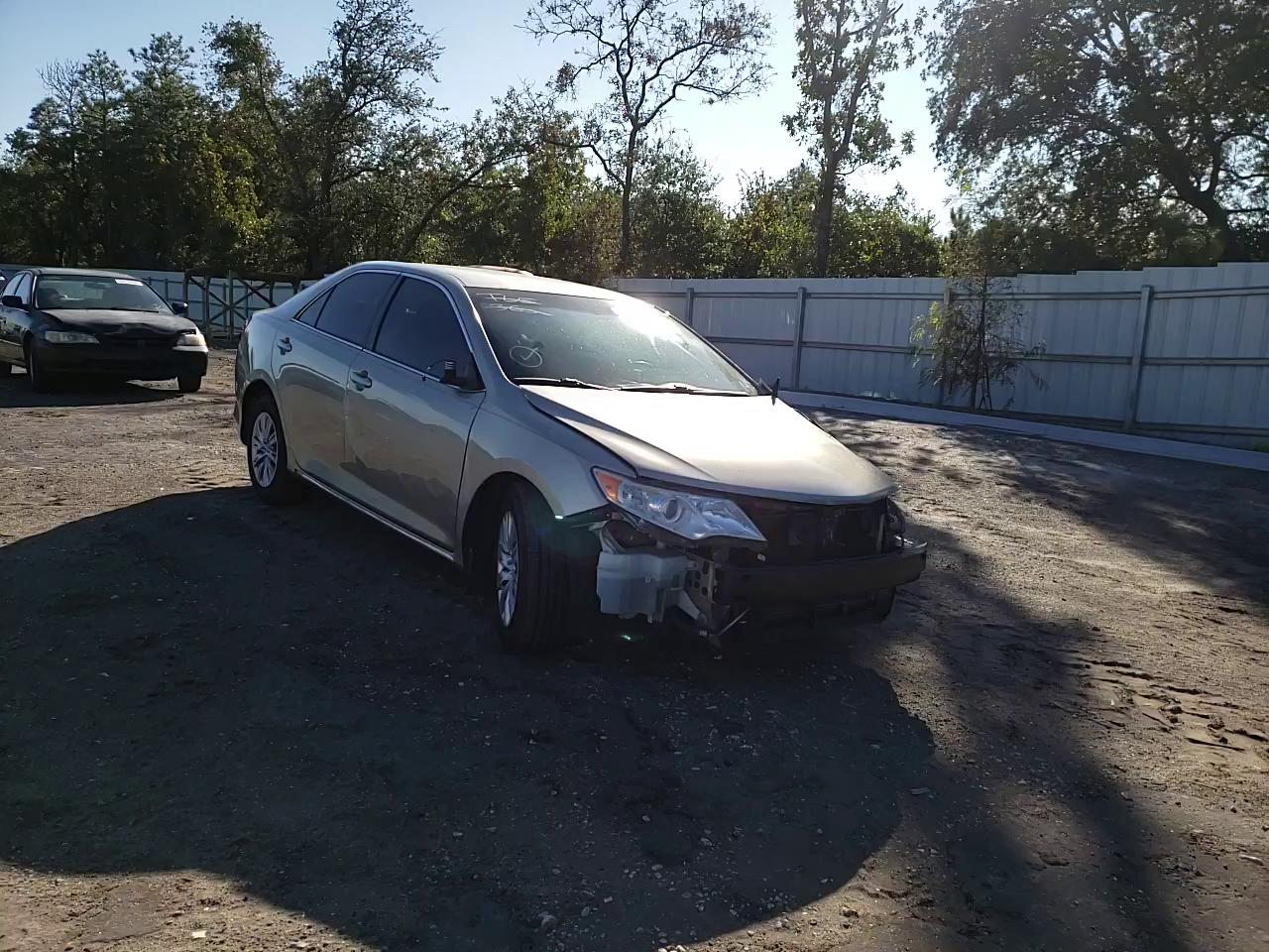 Photo 10 VIN: 4T1BF1FK4DU263835 - TOYOTA CAMRY L 