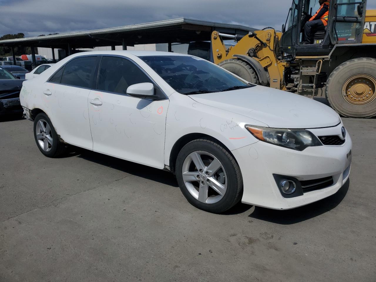 Photo 3 VIN: 4T1BF1FK4DU654886 - TOYOTA CAMRY 