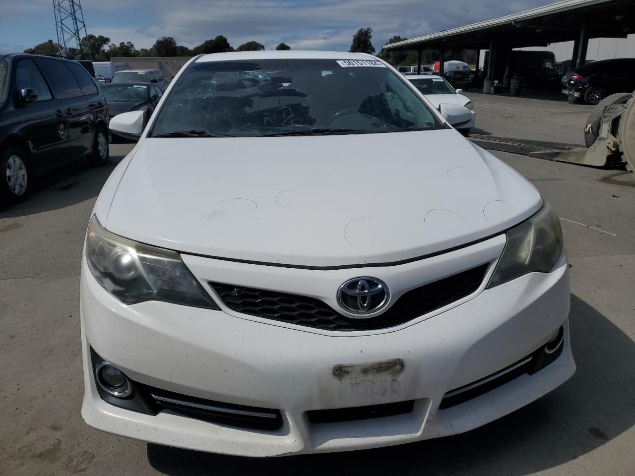 Photo 4 VIN: 4T1BF1FK4DU654886 - TOYOTA CAMRY 