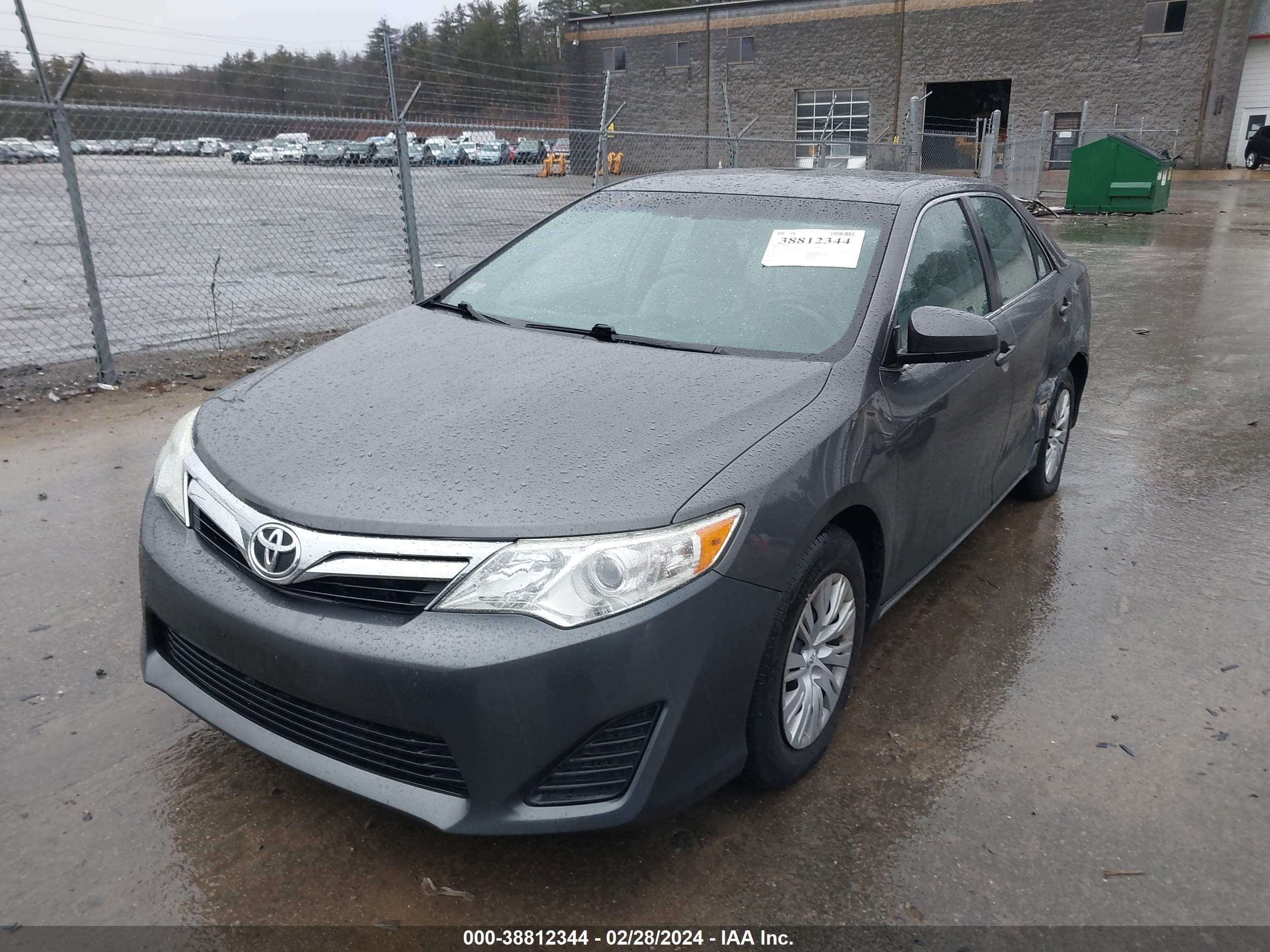 Photo 1 VIN: 4T1BF1FK4DU680906 - TOYOTA CAMRY 