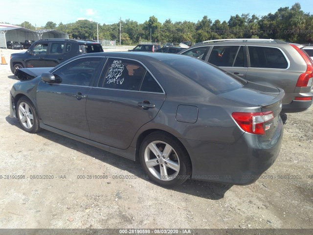 Photo 2 VIN: 4T1BF1FK4DU699827 - TOYOTA CAMRY 