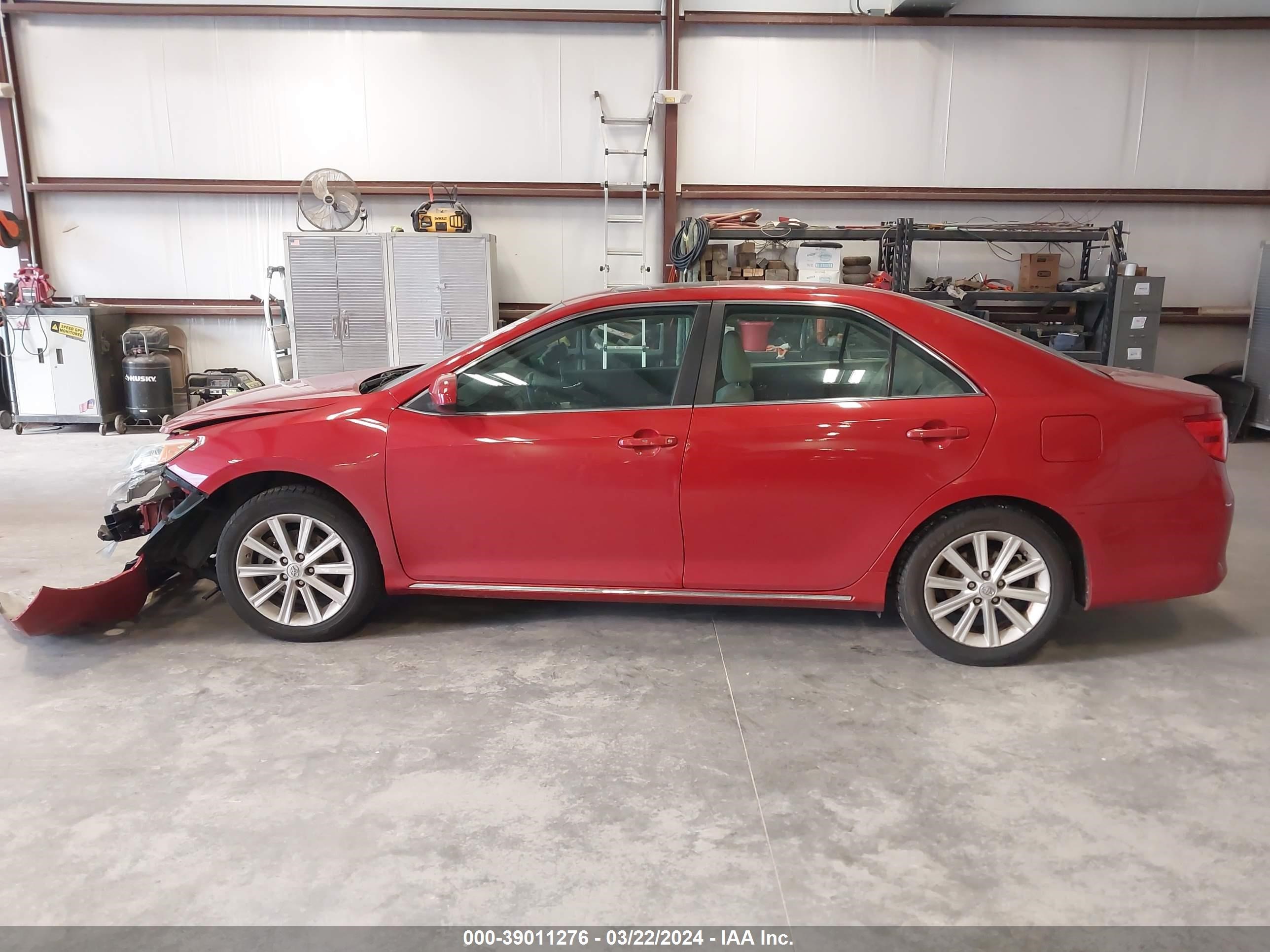 Photo 13 VIN: 4T1BF1FK4DU712138 - TOYOTA CAMRY 