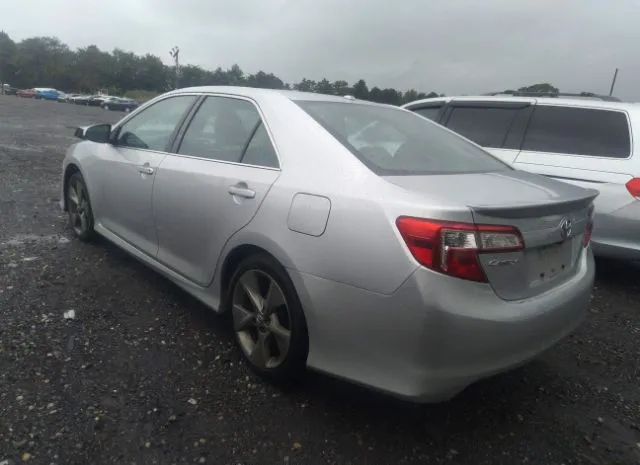 Photo 2 VIN: 4T1BF1FK4EU302943 - TOYOTA CAMRY 